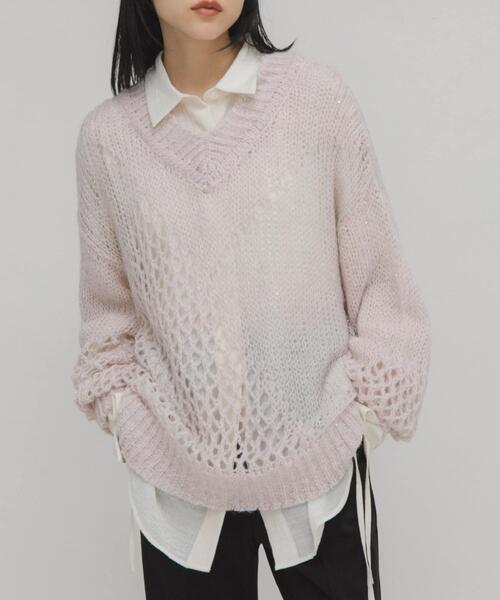 KBF（ケイビーエフ）の「シースルースパンコールニット（ニット/セーター・レディース・ピンク/ネイビー・ONE）」の3枚目の写真