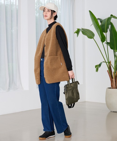 Arnold Palmer(アーノルドパーマー)の「ヘルメット 2WAY シェア トートバッグ(トートバッグ・レディース・ブラック/カーキ・F)」の5枚目の写真