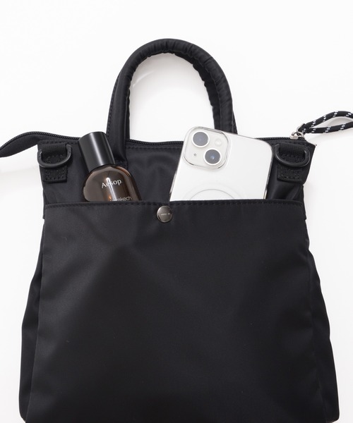 Arnold Palmer(アーノルドパーマー)の「ヘルメット 2WAY シェア トートバッグ(トートバッグ・レディース・ブラック/カーキ・F)」の15枚目の写真