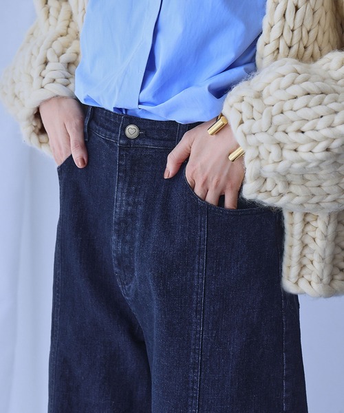 ELFRANK(エルフランク)の「ハイウエスト カーブ デニムパンツ ジーンズ【洗える】(デニムパンツ・レディース・グレー/インディゴブルー・S/M/L)」の11枚目の写真