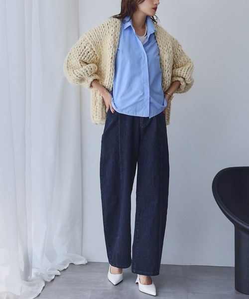 ELFRANK(エルフランク)の「ハイウエスト カーブ デニムパンツ ジーンズ【洗える】(デニムパンツ・レディース・グレー/インディゴブルー・S/M/L)」の6枚目の写真