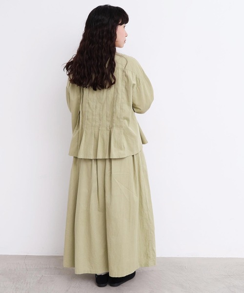 l'atelier du savon(アトリエドサボン)の「21Wシャツコール タックスカート(スカート・レディース・カーキ/ブルー/ブラック/オフホワイト・FREE)」の6枚目の写真