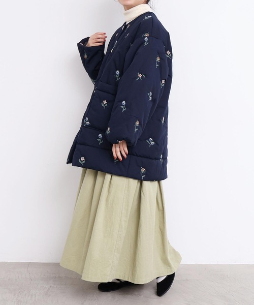 l'atelier du savon(アトリエドサボン)の「21Wシャツコール タックスカート(スカート・レディース・カーキ/ブルー/ブラック/オフホワイト・FREE)」の13枚目の写真