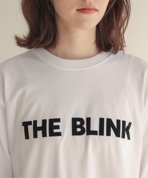 ANGIE(アンジー)の「フロッキープリントロゴロンT(Tシャツ/カットソー・レディース・ライトグレー系1/ホワイト×ブラック/ホワイト系1/ライトベージュ/グレー系1/スミクロ/ブルー系1・SMALL/MEDIUM/LARGE)」の16枚目の写真