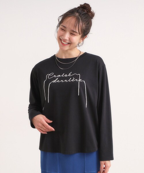SHOO・LA・RUE(シューラルー)の「【洗濯機可/S-LL】周りと差がつく チェーンステッチロゴロンT(Tシャツ/カットソー・レディース・ブラック/ホワイト・01/02/03/04)」の9枚目の写真