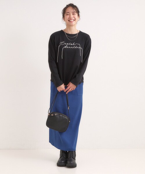SHOO・LA・RUE(シューラルー)の「【洗濯機可/S-LL】周りと差がつく チェーンステッチロゴロンT(Tシャツ/カットソー・レディース・ブラック/ホワイト・01/02/03/04)」の11枚目の写真