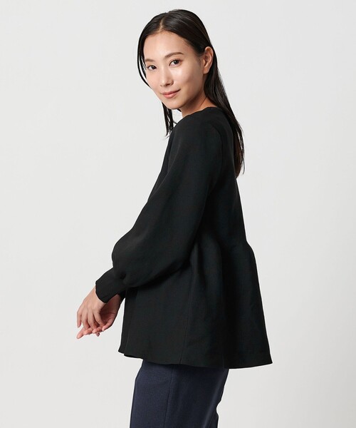 美品ユナイテッドアローズUNITEDARROWS黒PフィットリブペプラムニットF UNITED ARROWS（ユナイテッドアローズ）の「＜UNITED ARROWS＞P