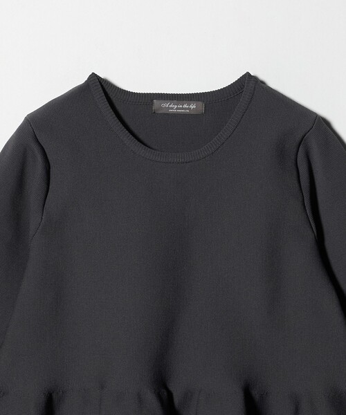 A DAY IN THE LIFE UNITED ARROWS（アデイインザライフユナイテッドアローズ）の「ペプラムニット ‐ウォッシャブル‐＜A DAY IN THE LIFE＞（ニット/セーター・レディース・ナチュラル/ブラック/ダークグレー・FREE）」の11枚目の写真