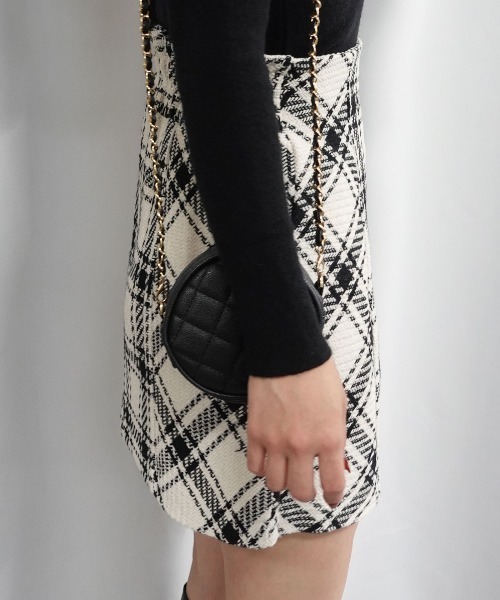 Lots of Love(ロッツオブラブ)の「ツイードチェックミニスカート(スカート・レディース・オフホワイト/ブラック・M/L)」の4枚目の写真
