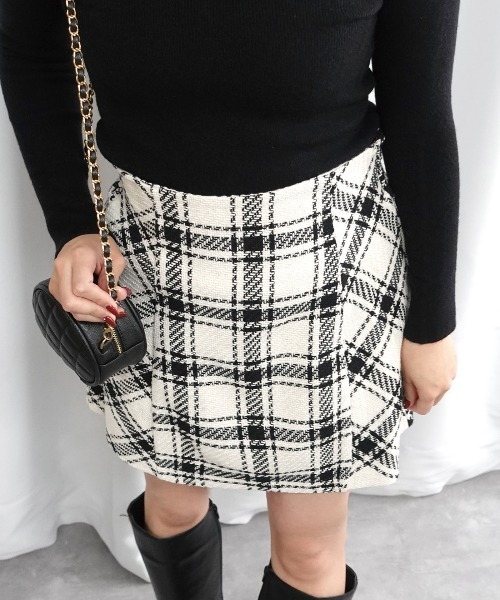 Lots of Love(ロッツオブラブ)の「ツイードチェックミニスカート(スカート・レディース・オフホワイト/ブラック・M/L)」の7枚目の写真