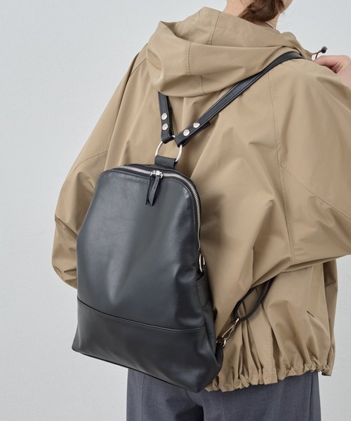 GALLARDAGALANTE（ガリャルダガランテ）の「フロントフック