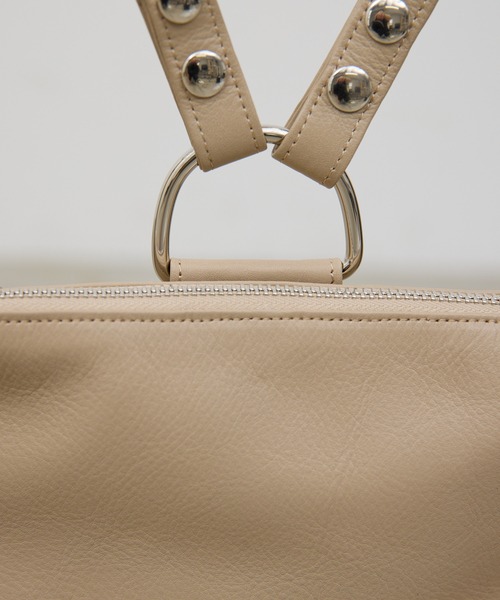 GALLARDAGALANTE（ガリャルダガランテ）の「【ZOZO店、札幌店限定】【2.718】撥水レザー2WAYリュック（バックパック/リュック・レディース・ブラック/ベージュ・FREE）」の17枚目の写真