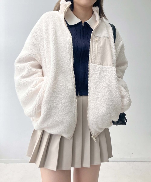 AS KNOW AS plus(アズノゥアズプラス)の「♪ポケット付き スタンドカラー ボアブルゾン(ブルゾン・レディース・ブラック/アイボリー/モカ/グレイッシュベージュ・FREE)」の6枚目の写真