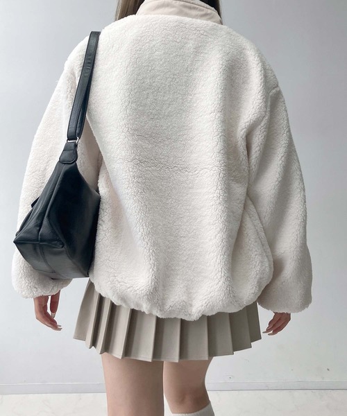 AS KNOW AS plus(アズノゥアズプラス)の「♪ポケット付き スタンドカラー ボアブルゾン(ブルゾン・レディース・ブラック/アイボリー/モカ/グレイッシュベージュ・FREE)」の8枚目の写真