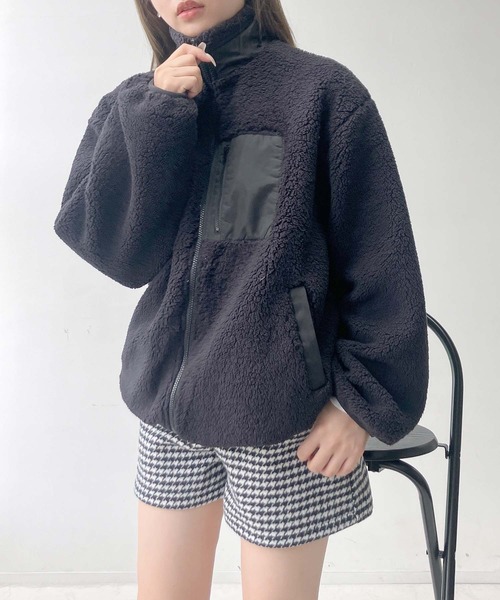 AS KNOW AS plus(アズノゥアズプラス)の「♪ポケット付き スタンドカラー ボアブルゾン(ブルゾン・レディース・ブラック/アイボリー/モカ/グレイッシュベージュ・FREE)」の13枚目の写真