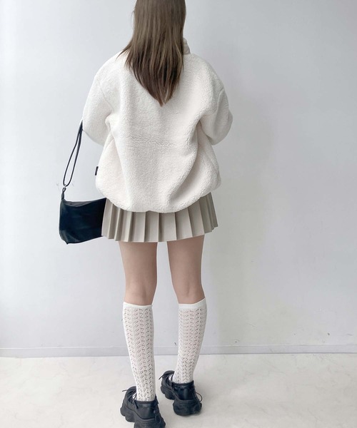 AS KNOW AS plus(アズノゥアズプラス)の「♪ポケット付き スタンドカラー ボアブルゾン(ブルゾン・レディース・ブラック/アイボリー/モカ/グレイッシュベージュ・FREE)」の11枚目の写真