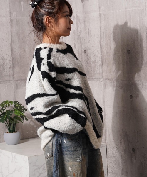1111clothing(ワンフォークロージング)の「マーブル柄 ルーズ フェザーニット / Marble Pattern Loose Feather Knit(ニット/セーター・メンズ・ブラック系1/ブラック系3/ナチュラル/ブラック系2・M/L)」の15枚目の写真