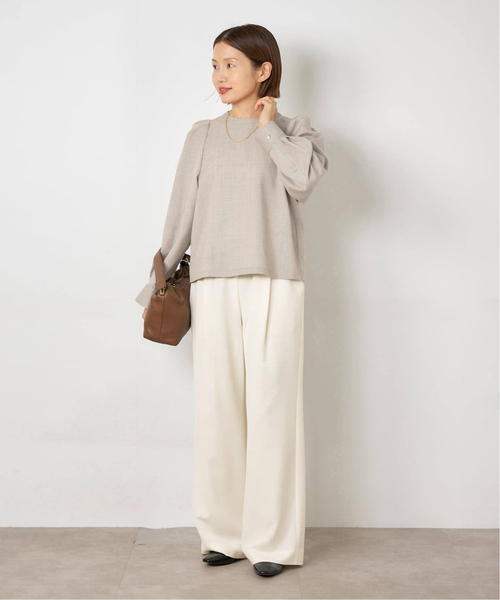 IENA（イエナ）の「パフスリーブブラウス（シャツ/ブラウス・レディース・ベージュ/ライトグレー・FREE）」の4枚目の写真