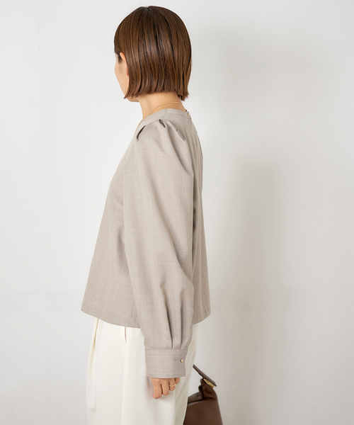 IENA（イエナ）の「パフスリーブブラウス（シャツ/ブラウス・レディース・ベージュ/ライトグレー・FREE）」の16枚目の写真