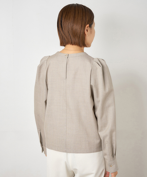 IENA（イエナ）の「パフスリーブブラウス（シャツ/ブラウス・レディース・ベージュ/ライトグレー・FREE）」の17枚目の写真