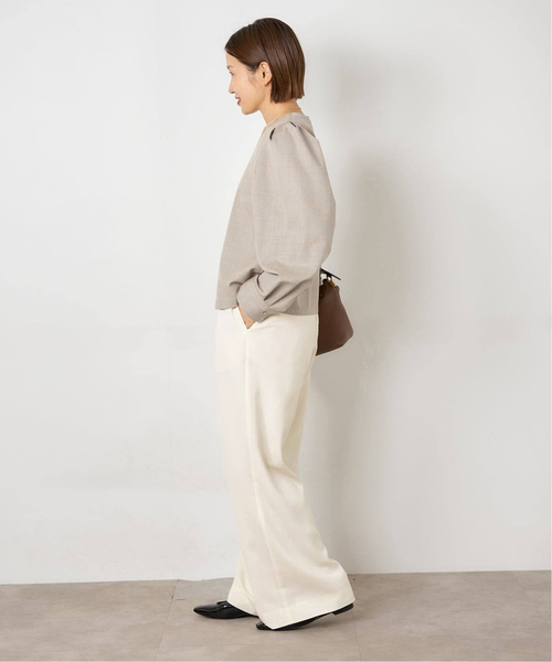 IENA（イエナ）の「パフスリーブブラウス（シャツ/ブラウス・レディース・ベージュ/ライトグレー・FREE）」の21枚目の写真