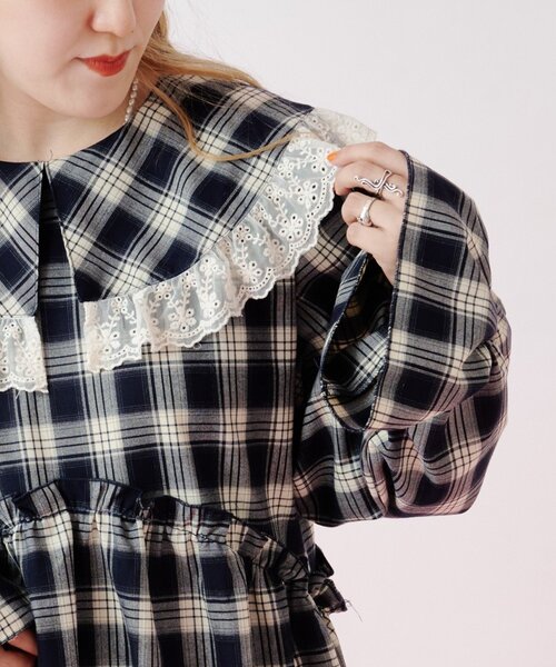 w closet（ダブルクローゼット）の「Am レース衿チュニックワンピース（チュニック・レディース・グリーン/ネイビー・FREE）」の22枚目の写真