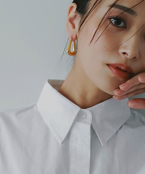 AJUGA.（アジュガ）の「モードフープピアス（ピアス（両耳用）・レディース・ゴールド・ONE SIZE）」の6枚目の写真