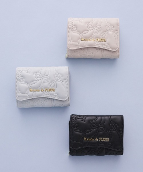 Maison de FLEUR(メゾンドフルール)の「リボンキルティングウォレット(財布・レディース・サックスブルー/ブラック/ピンク・FREE)」の4枚目の写真