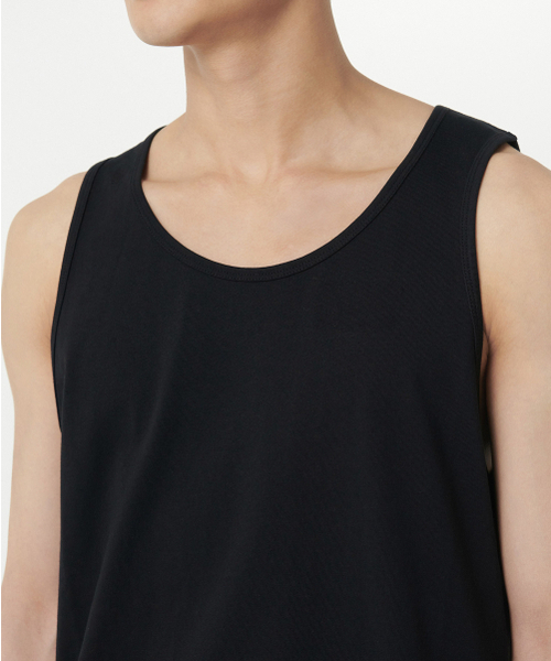 MUSINSA STANDARD（ムシンサスタンダード）の「スcoopネックスリーブレストップ[ブラック]（Tシャツ/カットソー・メンズ・その他・XX-LARGE/XXX-LARGE/LARGE/MEDIUM/SMALL/X-LARGE）」の4枚目の写真