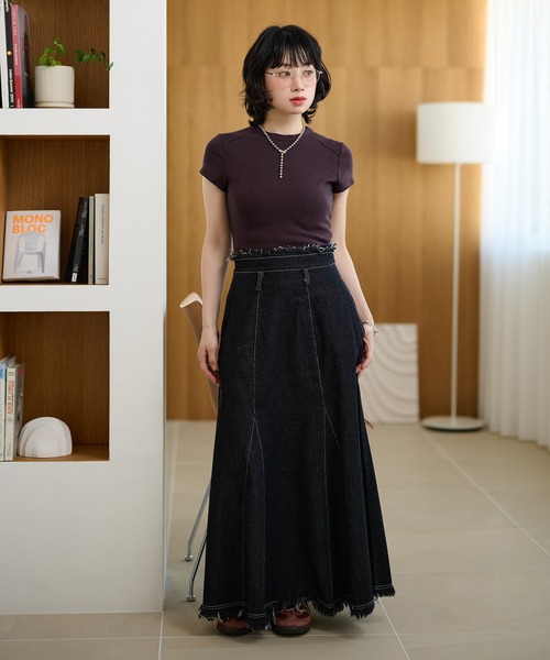 LAULEN(ローレン)の「fringe stitch denim long skirt /フリンジパターンデニムロングスカート(デニムスカート・レディース・ブラック/ブルー・M/S)」の8枚目の写真