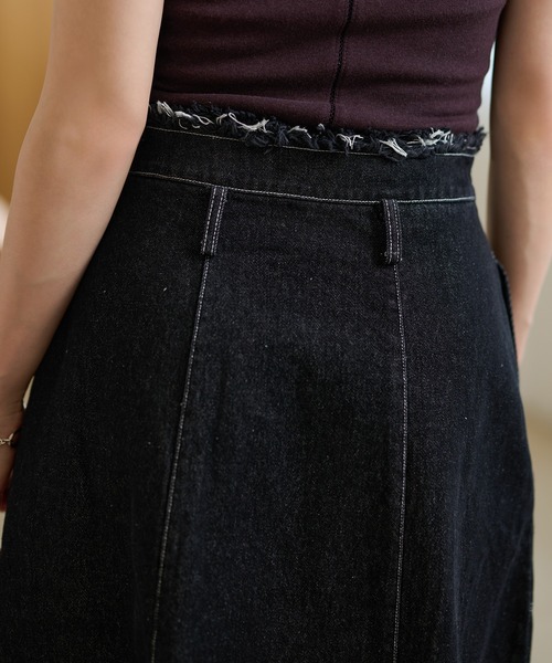 LAULEN(ローレン)の「fringe stitch denim long skirt /フリンジパターンデニムロングスカート(デニムスカート・レディース・ブラック/ブルー・M/S)」の16枚目の写真