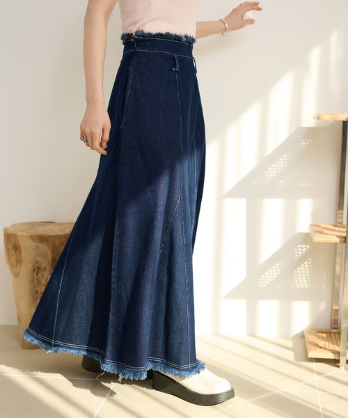 LAULEN(ローレン)の「fringe stitch denim long skirt /フリンジパターンデニムロングスカート(デニムスカート・レディース・ブラック/ブルー・M/S)」の19枚目の写真