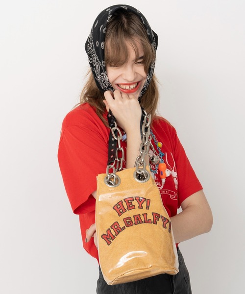 HEY!MrsROSE(ヘイミセスローズ)の「HEY! Mrs ROSE(ヘイ!ミセスローズ)HEY!Mr.GALFY シールド巾着(ハンドバッグ・レディース・ベージュ・FREE)」の8枚目の写真