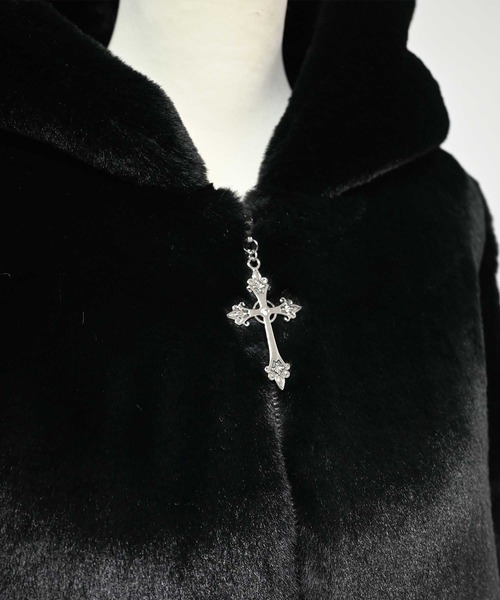 MA*RS(アメーバーマーズ)の「クロス刺繍ファーブルゾン(ブルゾン・レディース・ホワイト/ブラック・FREE)」の21枚目の写真