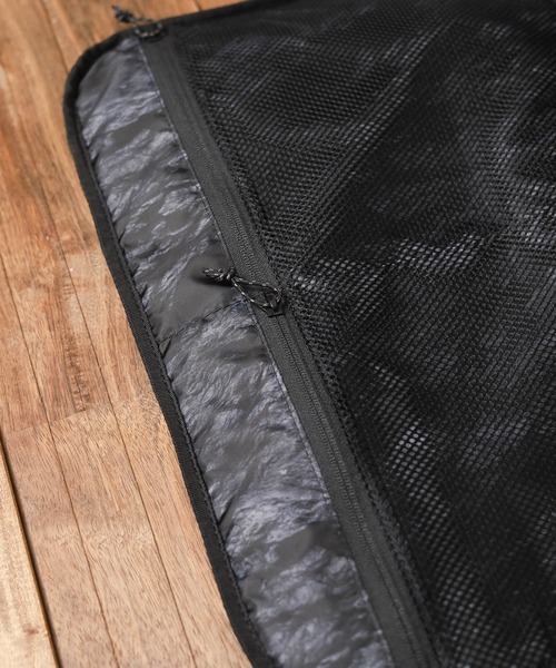 Mammut(マムート)の「【 MAMMUT (マムート)】Seon Transporter 25L(ショルダーバッグ・メンズ・ブラック/ダークネイビー/ライトベージュ/ブルーグレー・FREE)」の15枚目の写真