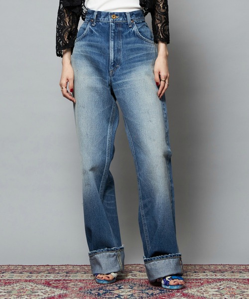 Lee(リー)の「【101 101周年記念特別モデル】HIGH-RISE RELAXED STRAIGHT デニムパンツ(デニムパンツ・レディース・ブルー・SMALL/X-SMALL/MEDIUM)」の2枚目の写真