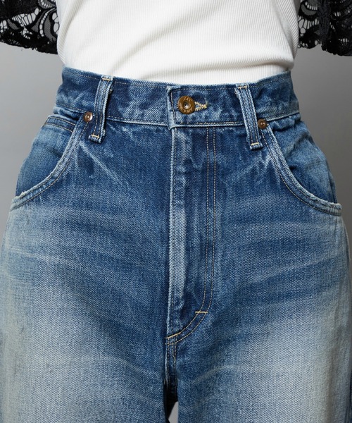 Lee(リー)の「【101 101周年記念特別モデル】HIGH-RISE RELAXED STRAIGHT デニムパンツ(デニムパンツ・レディース・ブルー・SMALL/X-SMALL/MEDIUM)」の6枚目の写真