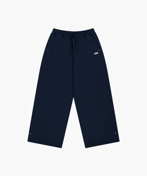 HDEX（エイチデックス）の「カーブリベットスウェットパンツ（ネイビー）（スウェットパンツ・メンズ・ネイビー・MEDIUM/LARGE/X-LARGE/2XL）」の2枚目の写真