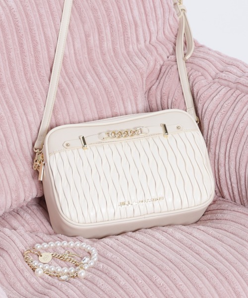 JILL by JILL STUART(ジルバイジルスチュアート)の「【お気に入り登録25,000件超え】パフィーポシェット(ショルダーバッグ・レディース・ホワイト/ブラック・FREE)」の2枚目の写真