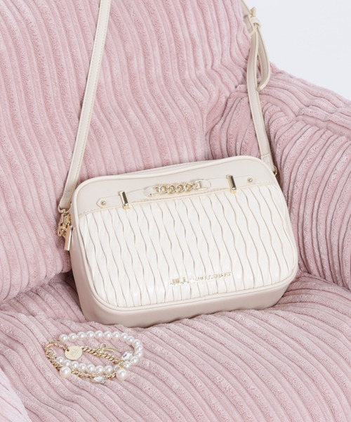 JILL by JILL STUART(ジルバイジルスチュアート)の「【お気に入り登録25,000件超え】パフィーポシェット(ショルダーバッグ・レディース・ホワイト/ブラック・FREE)」の11枚目の写真