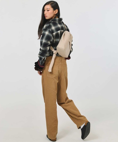 「韓国限定」EMIS スリング セール】PADDED ZIP POCKET SLING BAG（ショルダーバッグ）｜EMIS