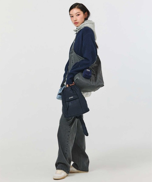 EMIS（イミス）の「PADDED ZIP POCKET SLING BAG（ショルダーバッグ・レディース・ベージュ/ネイビー・FREE）」の15枚目の写真