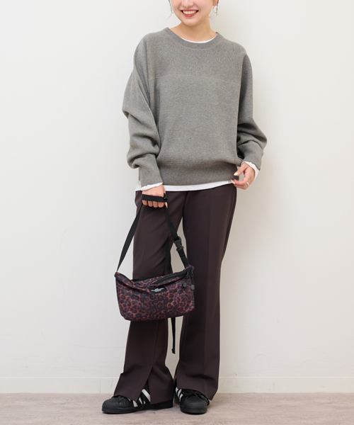 JOURNAL STANDARD relume（ジャーナルスタンダード　レリューム）の「《追加》スウェットライクドルマンプルオーバー（ニット/セーター・レディース・ネイビー/ピンク/グレー・FREE）」の4枚目の写真