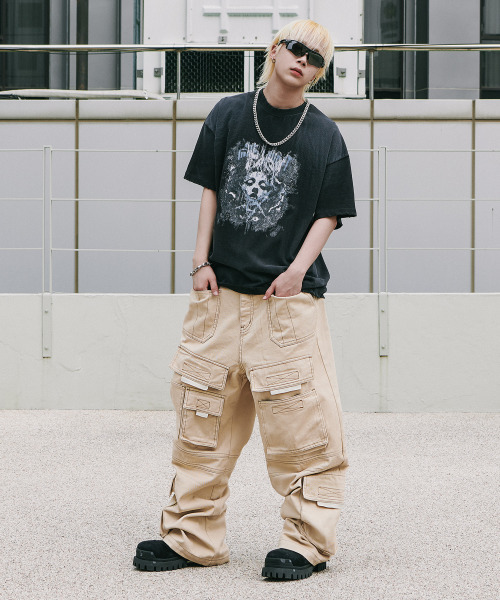 ROARINGRAD(ロアリングラド)の「デニムカーゴワイドパンツベージュ(デニムパンツ・レディース・その他・X-LARGE/LARGE)」の3枚目の写真