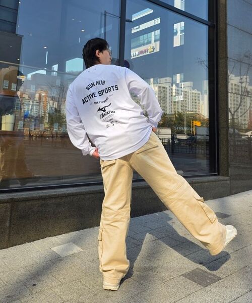 ROARINGRAD(ロアリングラド)の「デニムカーゴワイドパンツベージュ(デニムパンツ・レディース・その他・X-LARGE/LARGE)」の7枚目の写真