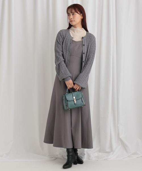 mysty woman(ミスティウーマン)の「ケーブルニットカーデSETワンピース 636613(ワンピース・レディース・グレー/ネイビー/ベージュ・FREE)」の21枚目の写真