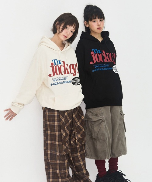 Video Jockey（ビデオジョッキー）の「【UNISEX】VIDEO JOCKEY／VideoMarket フーディー（パーカー・レディース・グレー/クリーム/ブラック・SMALL/MEDIUM）」の18枚目の写真