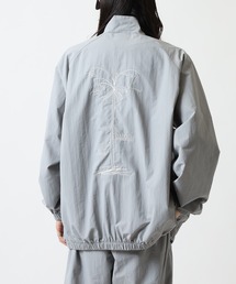 Sunny Smith（サニースミス）の「SUNNY SMITH コットンライク ナイロン ヤシの木両面刺繍 ZIP-UP ジャケット（ナイロンジャケット）」