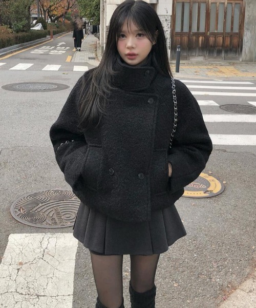 semplice(センプリチェ)の「ショートコート(その他アウター・レディース・ホワイト/ブラック・F)」の8枚目の写真