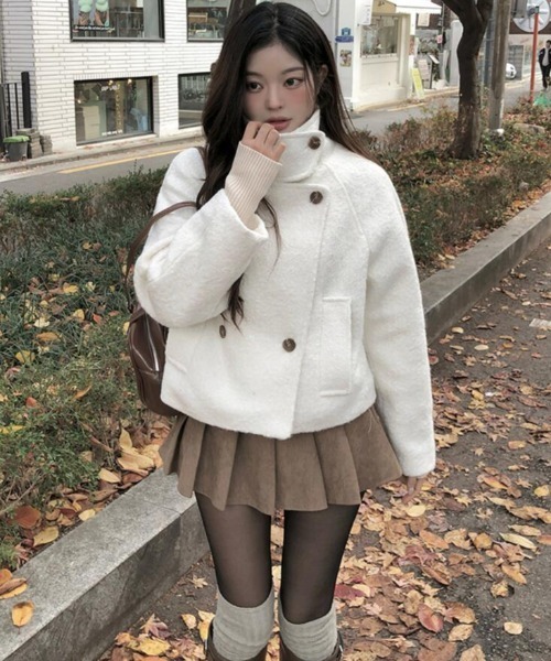 semplice(センプリチェ)の「ショートコート(その他アウター・レディース・ホワイト/ブラック・F)」の14枚目の写真
